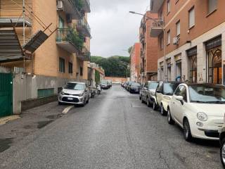 Garage in vendita a roma via gaetano rappini, 22