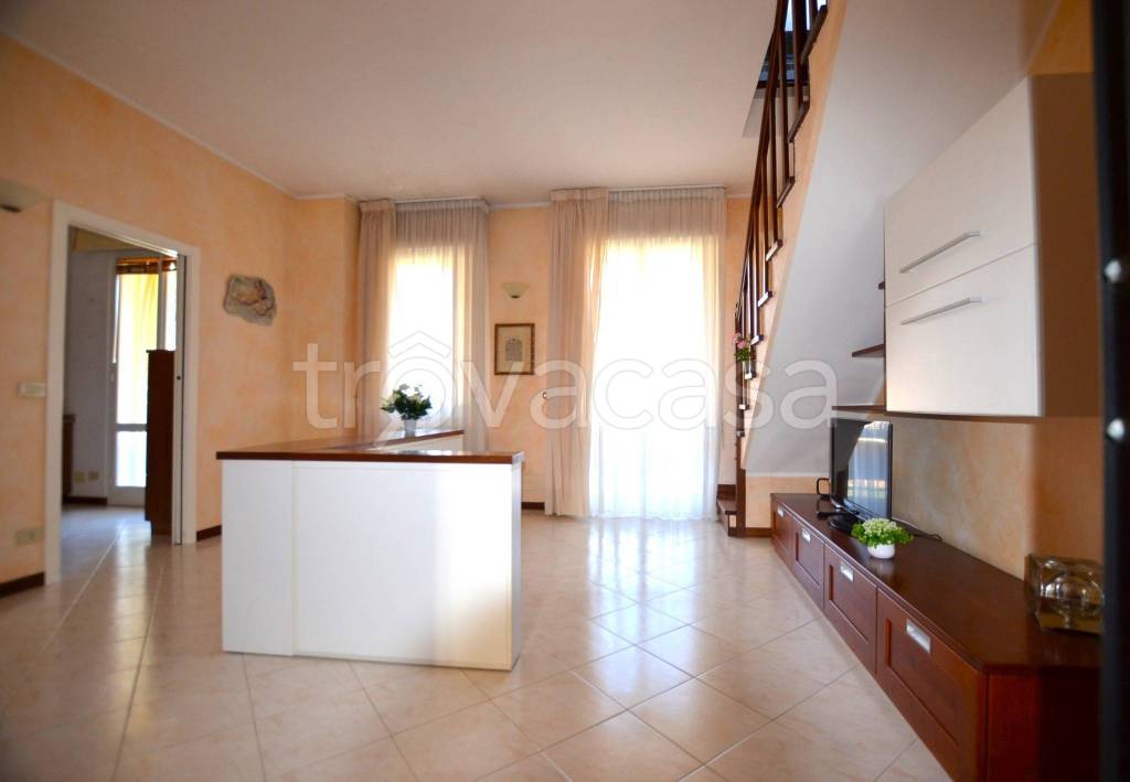 immagine annuncio 1 di 15