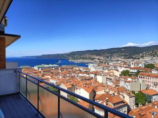 Appartamento in vendita a trieste via francesco cappello, 7/2