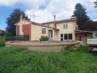 Villa in in vendita da privato a vetralla via blera, 155