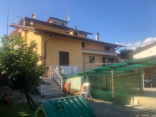 Villa a schiera in vendita a massa via puliche,, 389