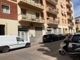 Negozio in in vendita da privato a cagliari via carlo goldoni, 60