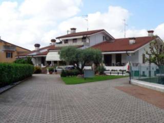 Villa a schiera in vendita a castelnuovo del garda via diaz