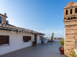 Casa indipendente in vendita a fermo via dell'università, 9