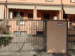 Villa a schiera in in vendita da privato a santa marinella via calabria, 13