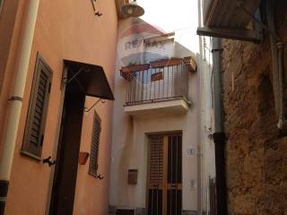 Casa indipendente in vendita a nicosia cortile la greca, 2