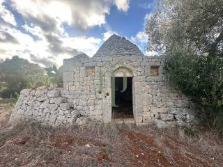 Trullo in vendita a carovigno contrada arrighi