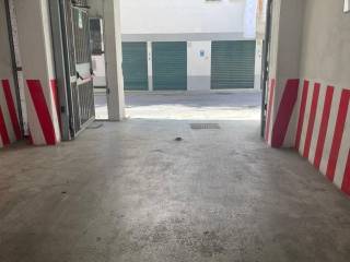 Garage in vendita a roma via giuseppe vasi, 85