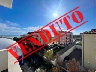 Appartamento in vendita a porto recanati viale europa, 25