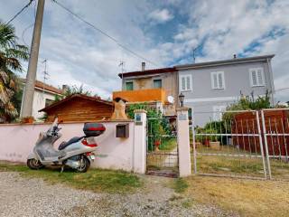 Casa indipendente in vendita a ferrara via x martiri 19/f