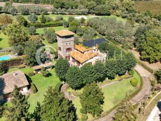 Villa in vendita a nepi via provinciale cassia cimina