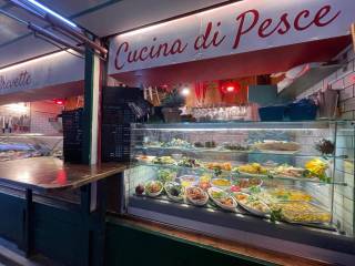 Ristorante in vendita a bologna piazza ulisse aldrovandi