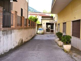 Garage in affitto a paola via s. rocco, 5