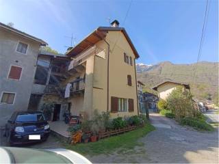 Casa indipendente in vendita a ornavasso frazione migiandone , 93