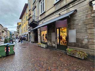 Parrucchiere in vendita a como via milano