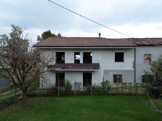 Casa indipendente in in vendita da privato a magliano alpi via langhe, 88