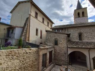 Appartamento in vendita a castel ritaldi via del teatro