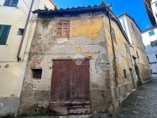 Rustico in vendita a pescia via della maddalena, 2