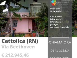 Casa indipendente all'asta a cattolica via ludwig van beethoven, 40