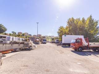 Garage in affitto a roma via massa di san giuliano, 270