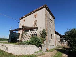 Casa indipendente in vendita a caldiero via gombion