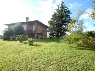 Villa bifamiliare in vendita a ferrara via copparo, 200