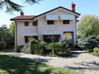 Villa in in vendita da privato a caorle largo verona, 2