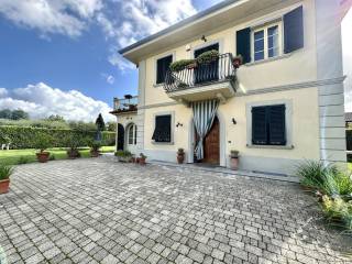 Villa in vendita a capannori via corte olivi,, 1