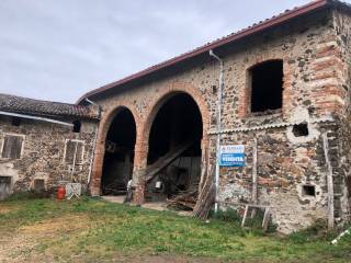 Rustico in vendita a cornedo vicentino via roccoberton