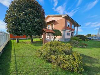 Villa in vendita a caluso via duca d'aosta, 62