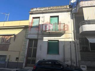 Casa indipendente in vendita a baiano via ugo la malfa