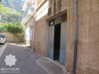 Garage in vendita a castellammare del golfo via arimondi, 27