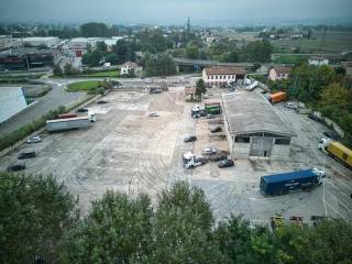 Capannone industriale in vendita ad alessandria via torino di san michele, 10