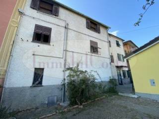 Casa indipendente in vendita a carasco via vittorio veneto