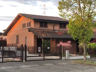 Villa bifamiliare in in vendita da privato a zeccone viale isonzo, 17