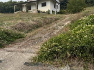 Villa in in vendita da privato a fragneto monforte contrada celone