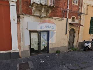 Negozio all'asta a catania via santa maria della catena, 59/61