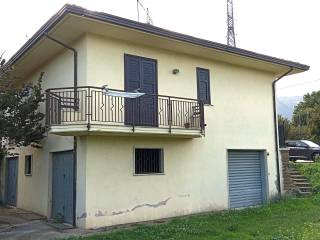 Casa indipendente in affitto ad avellino sp165