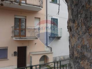 Casa indipendente in vendita a rapino piazza cappelletti, 17