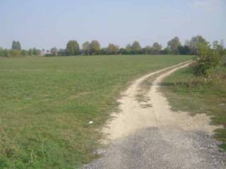 Terreno commerciale in vendita a borgo virgilio strada romana