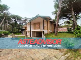 Villa all'asta a lignano sabbiadoro calle rembrandt, 12