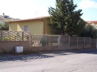 Villa in vendita a carbonia via san giuseppe, 1