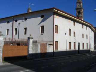 Intero stabile in vendita a gonars piazza giulio cesare, 3