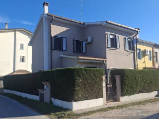 Villa a schiera in vendita a chioggia via fisola, 24