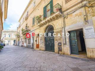 Casa indipendente in vendita a lecce via cairoli