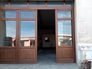 Negozio in in vendita da privato a nuoro via priamo gallisai, 4