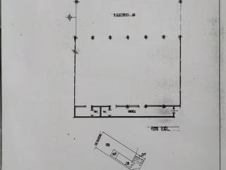 Capannone industriale in in vendita da privato a carugo via alessandro manzoni, 39