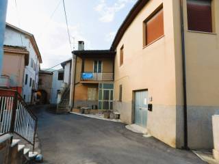 Casa indipendente in vendita a teramo via domenico nardini, 3