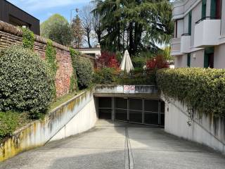 Garage in affitto a castelfranco veneto borgo treviso, 33a