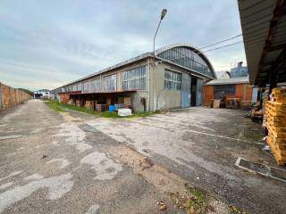 Capannone industriale in affitto a pesaro via brigata garibaldi